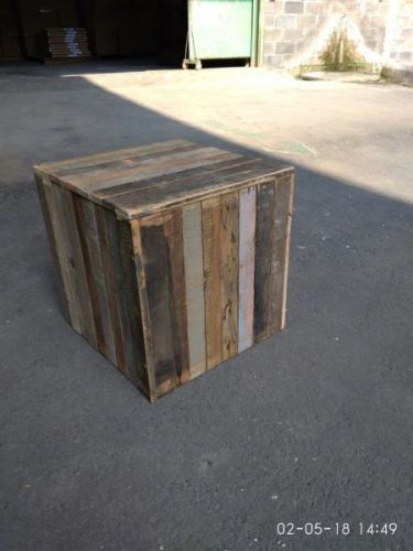 Jubilo Recycled Teak Stool